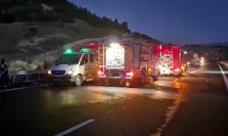 Denizli'de Bariyerlere Çarpan Yolcu Otobüsü Alev Aldı: 8 Ölü