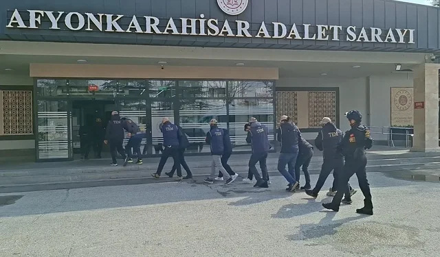 Afyon'da 5 DEAŞ'li Tutuklandı