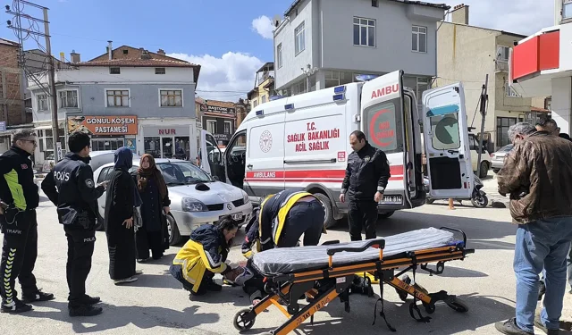 Şuhut'ta Feci Kaza: Yaya Ağır Yaralandı