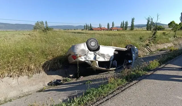 Afyonkarahisar'da Takla Atan Otomobilde Acı Kayıp