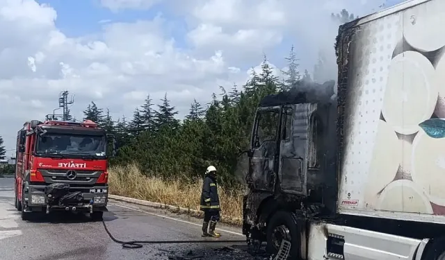 Tır Yangını Söndürüldü